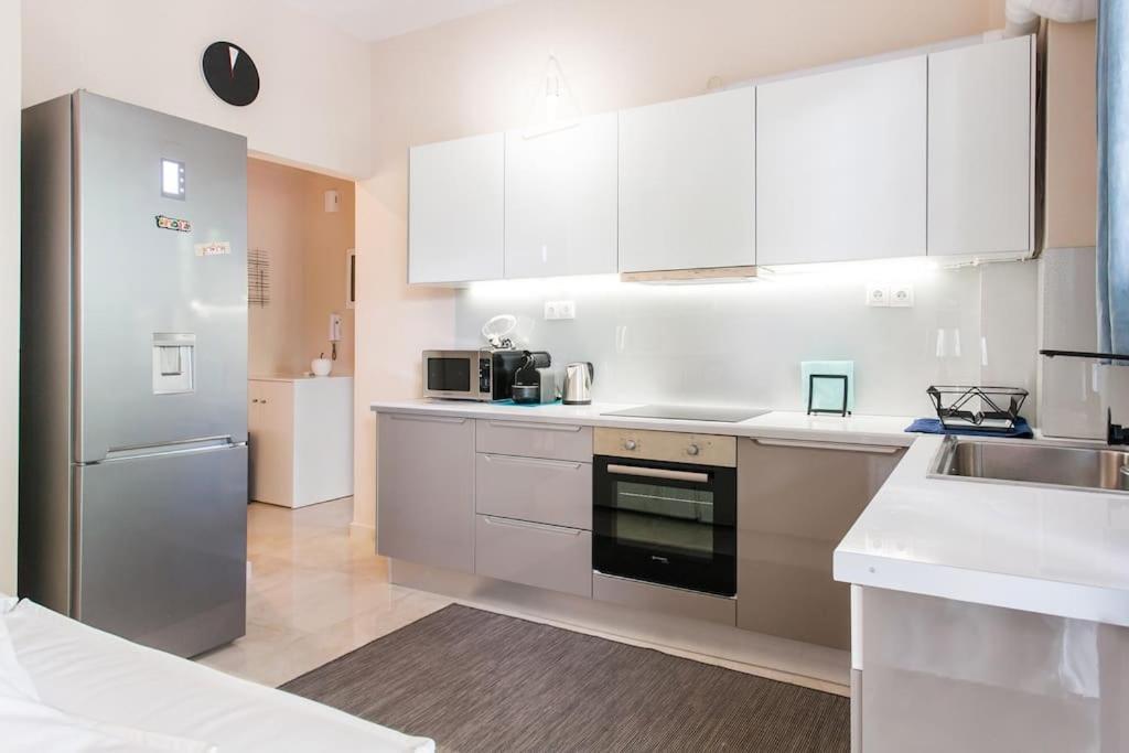 Lux Beach Apartment Варі Екстер'єр фото